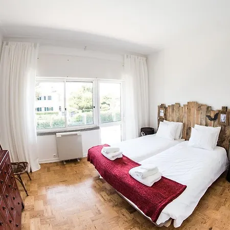 Luxury Beach House Carcavelos (Lisbon)